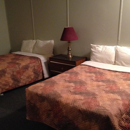 Macklin Motor Inn Buitenkant foto