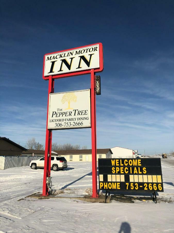 Macklin Motor Inn Buitenkant foto